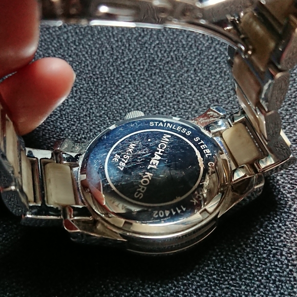 Michael Kors watch - Picture 4 of 4